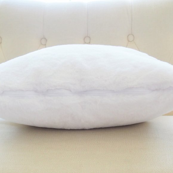 NWT 3 pillow insert+cover machine washable - Picture 6 of 8